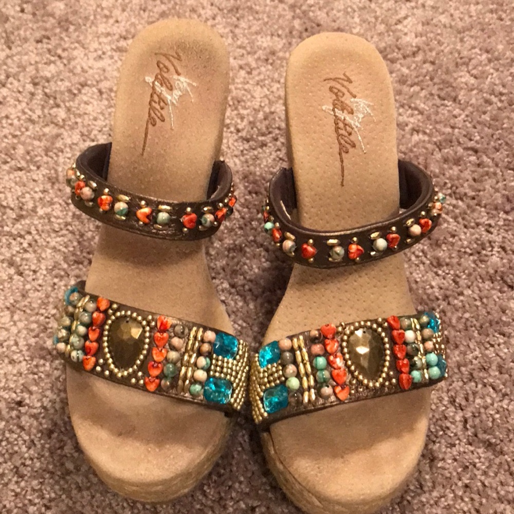 Gently used wedges